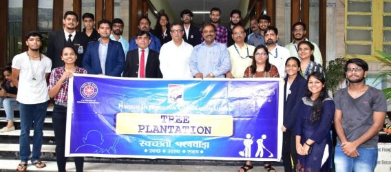 EAtR2lwVUAEd0iK slide 1